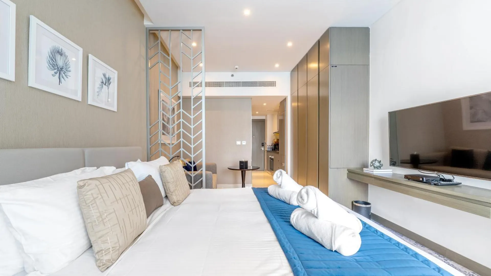 Downtown Ultra Luxury - Studio Suite - 5 Star Hotel Facilities- 15 Min Walk To Dubai Fountain 5*,